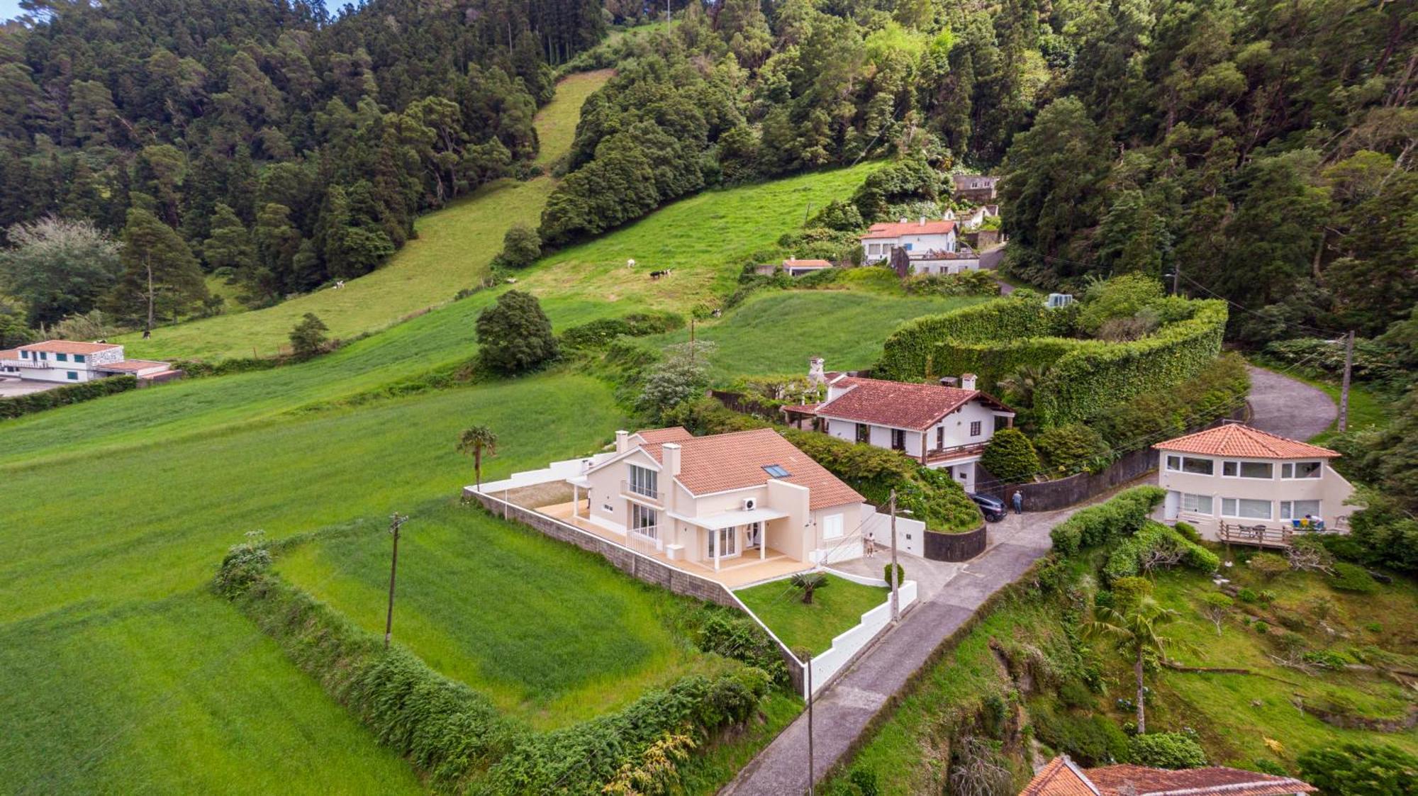 Caldera * Furnas (Azores)